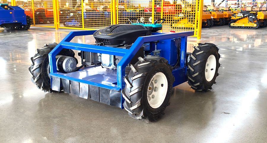 Wheeled vs Tracked Lawn Mower: Performance & Terrain Comparison Wheeled vs Tracked Lawn Mower: Performance & Terrain Comparison