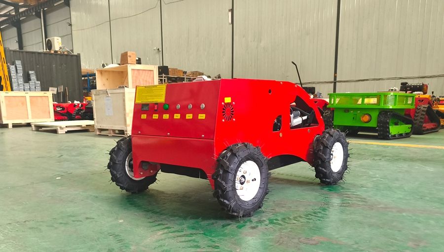 Wheeled vs Tracked Lawn Mower: Performance & Terrain Comparison Wheeled vs Tracked Lawn Mower: Performance & Terrain Comparison