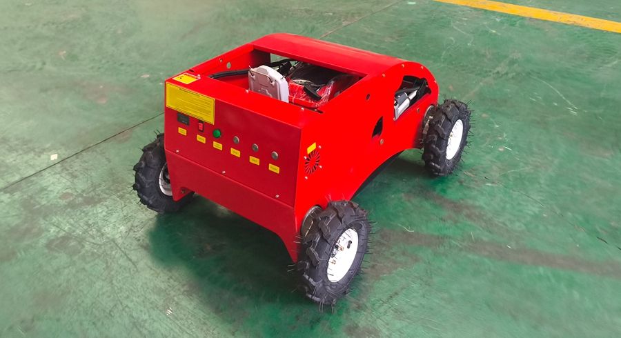 Wheeled vs Tracked Lawn Mower: Performance & Terrain Comparison Wheeled vs Tracked Lawn Mower: Performance & Terrain Comparison